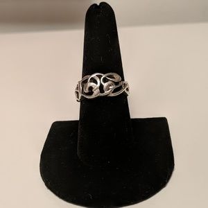Silver Swirl Ring